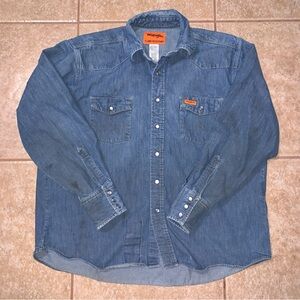 Wrangler FR Men XL Denim Pearl Snap Shirt Long Sleeve Flame Resistant